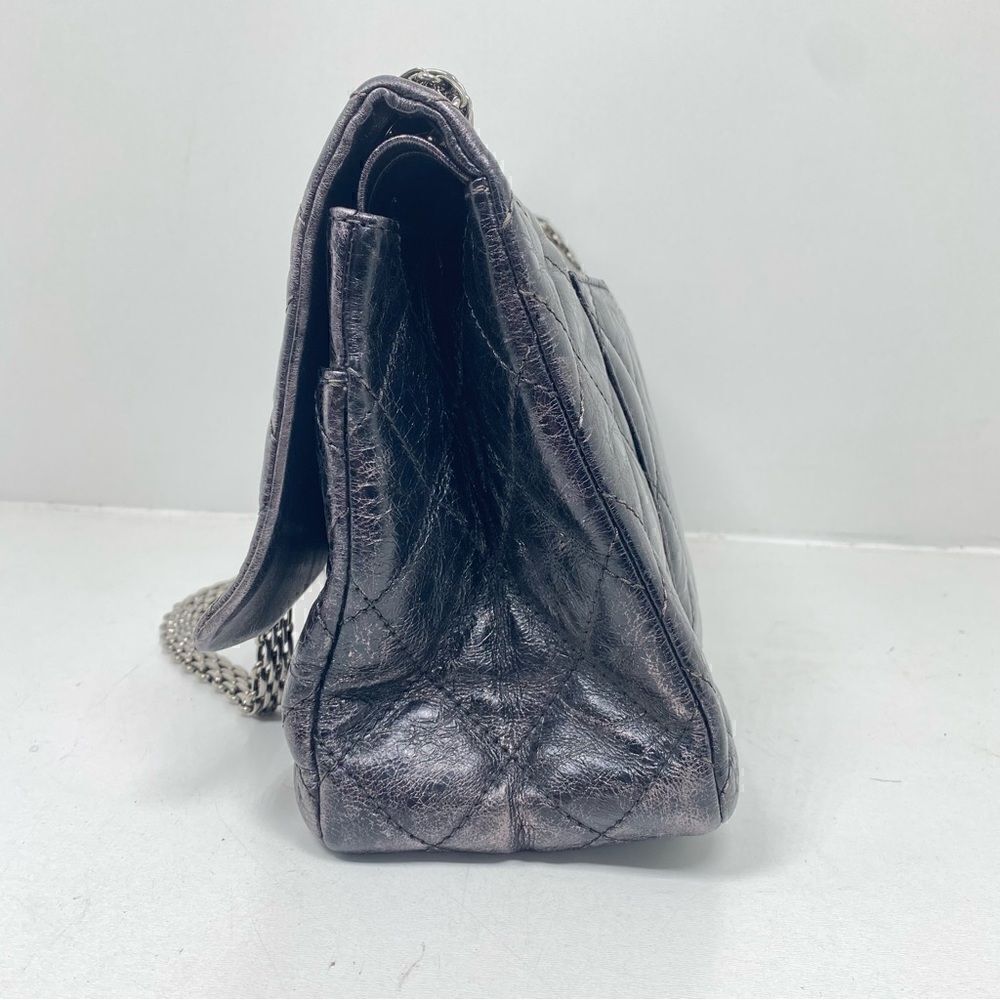 Chanel reissue 2.55 Flag Bag Quilted Glazed Calf Skin Silver Jumbo - Picture 2 of 12